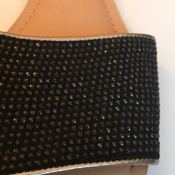 Sandals - Picture 2 of 3